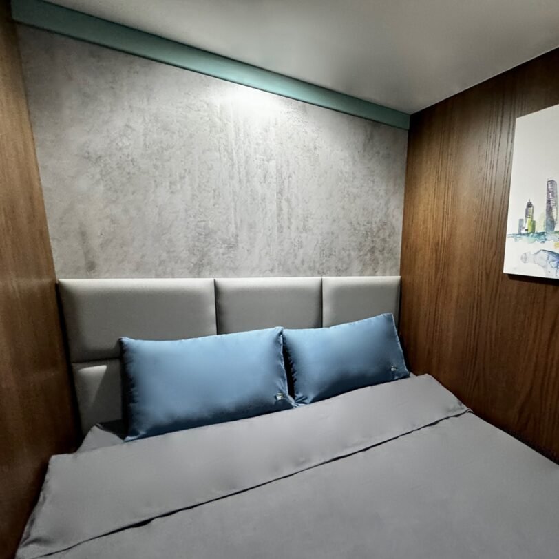 Sleep Pods at Dubai Airport Terminal 1 D Gates – 6 Hours